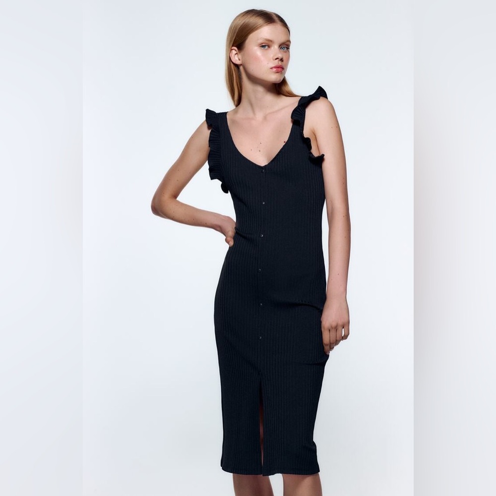Zara RIBBED DRESS WITH BUTTONS